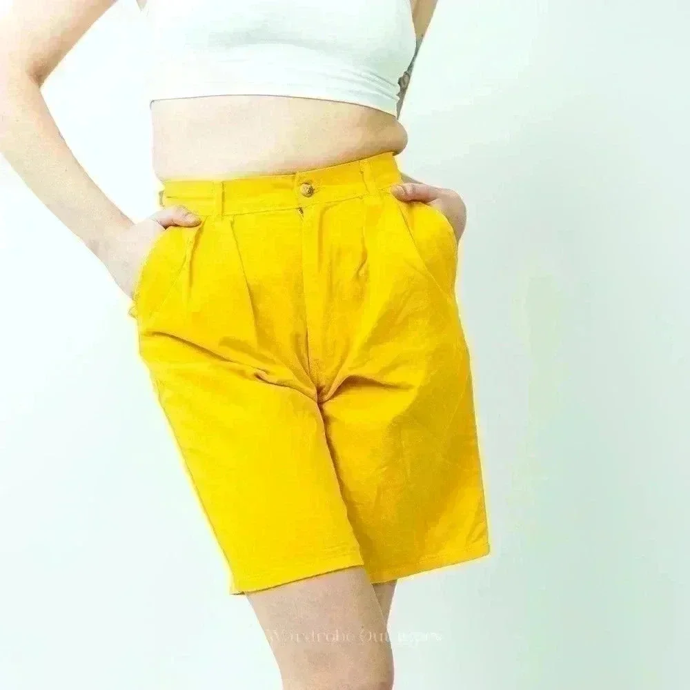 Vintage 80s Duckhead High Rise Mom Pleated Yellow Shorts - Picture 5 of 10